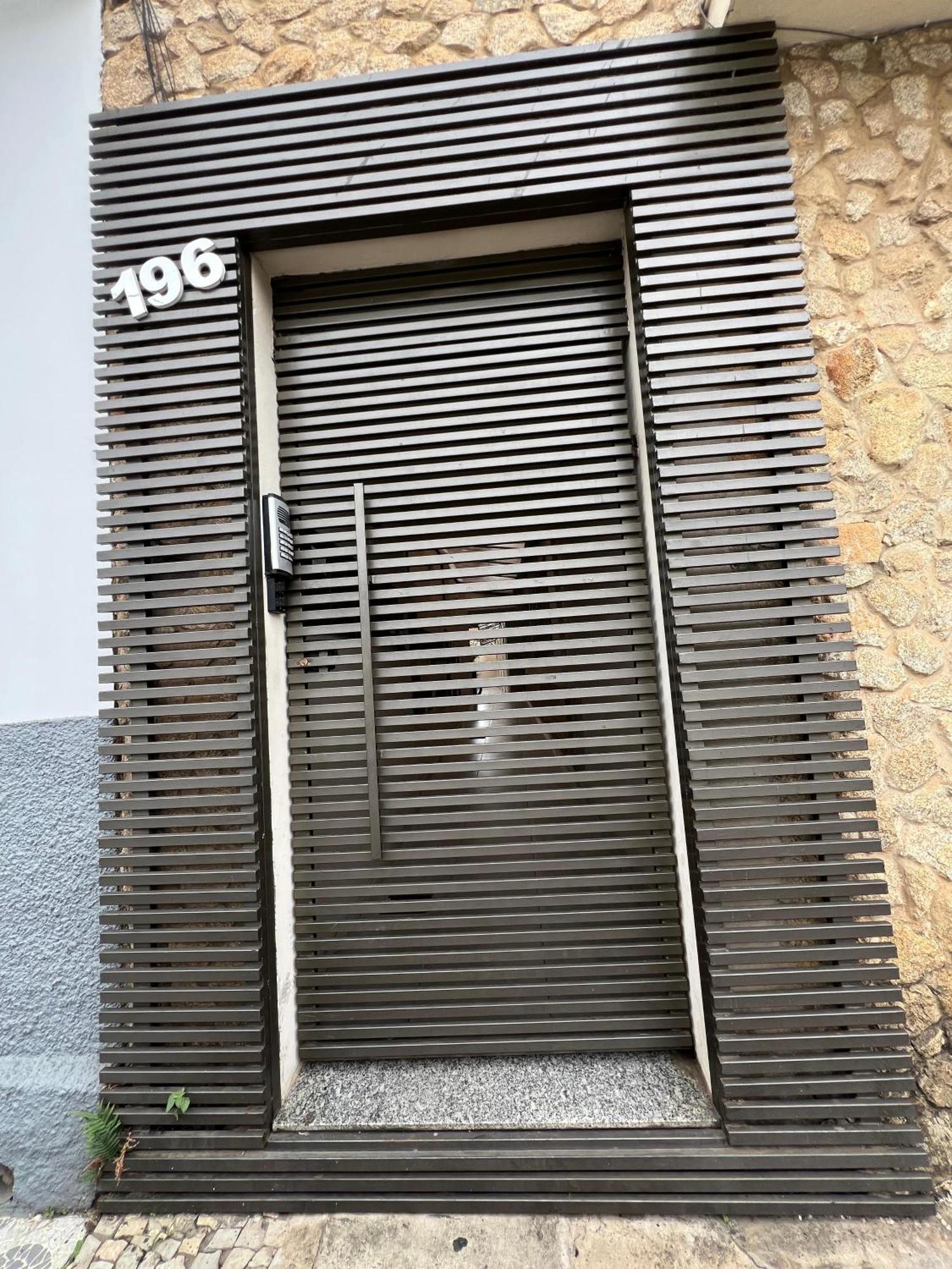 Em Sao Joao Del Rei, Ao Lado Da Estacao Ferroviaria, Estacionamento E Ar Condicionado * Sao Joao del Rei